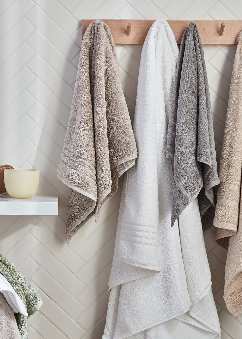 White 100% Egyptian Cotton Towels